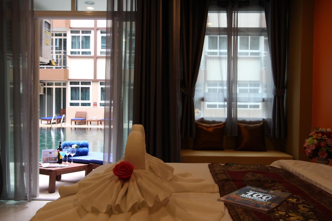 Le Bangkok Hotel Esterno foto