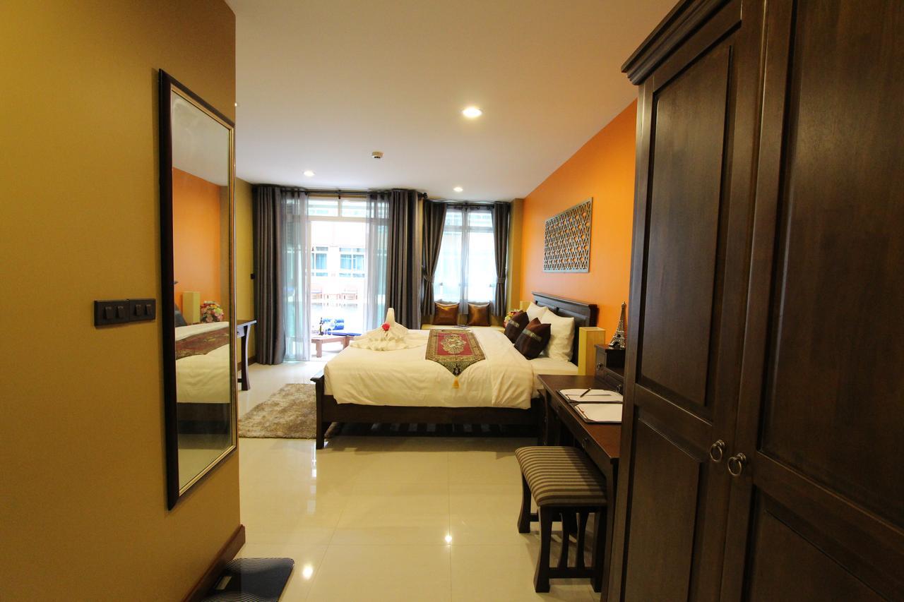 Le Bangkok Hotel Esterno foto