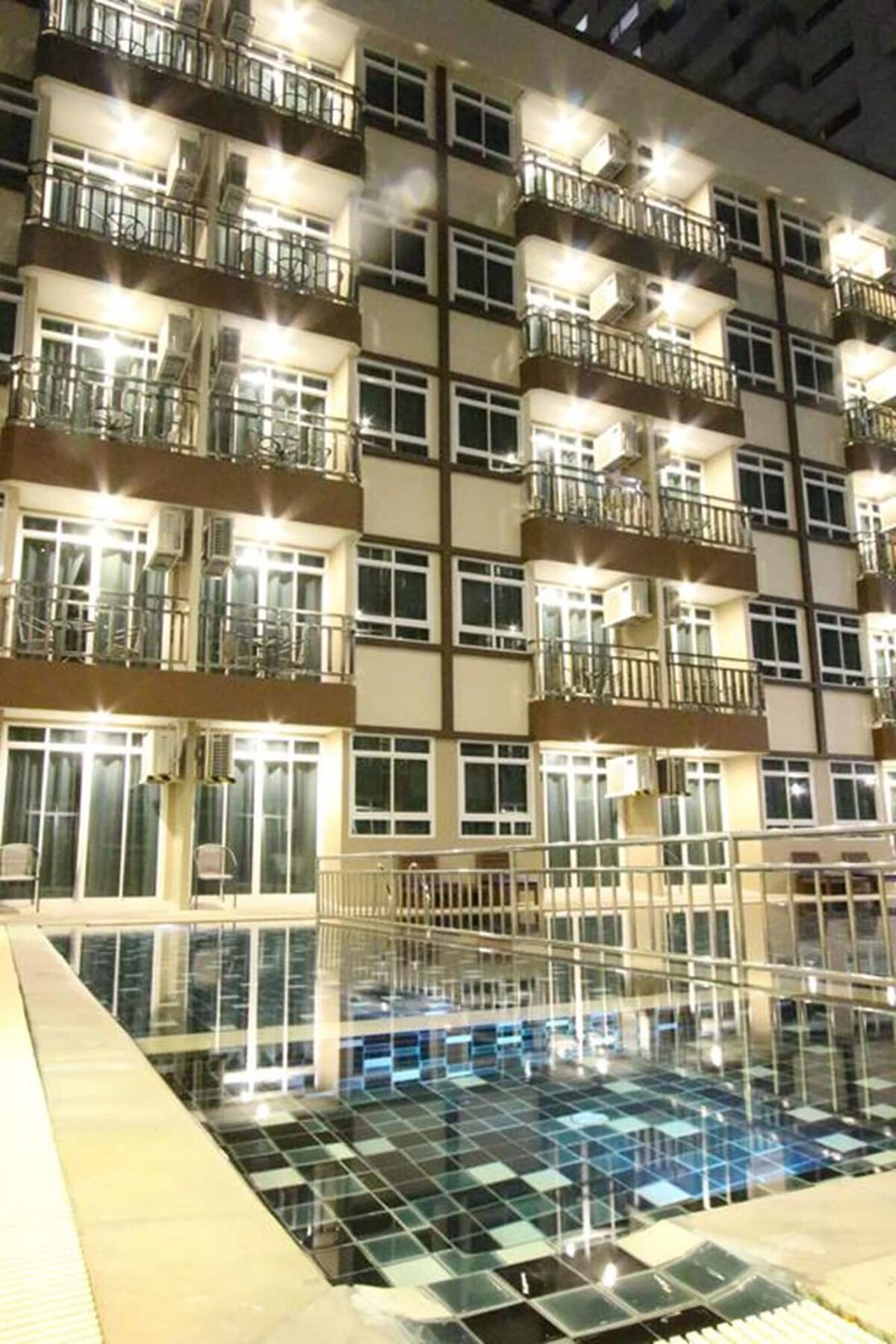 Le Bangkok Hotel Esterno foto